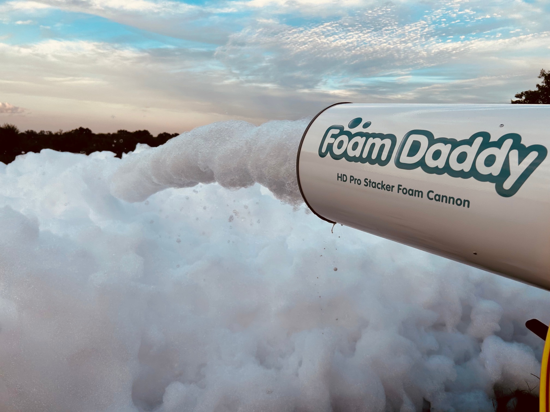 Foam Daddy HD Pro Stacker foam cannon blasting foam